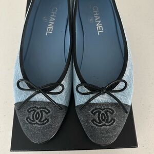 CHANEL Women's Denim Loafers size 40